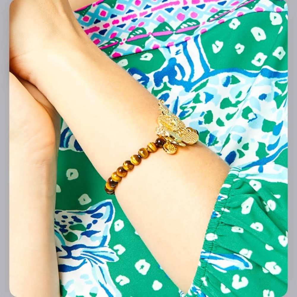 Lilly Pulitzer tortoise charm bracelet